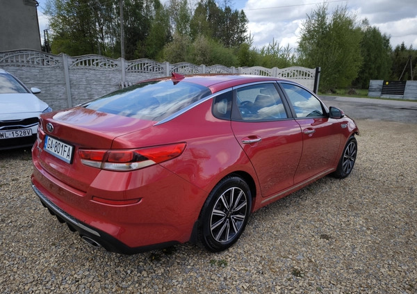 Kia Optima cena 50900 przebieg: 76000, rok produkcji 2019 z Boguchwała małe 137